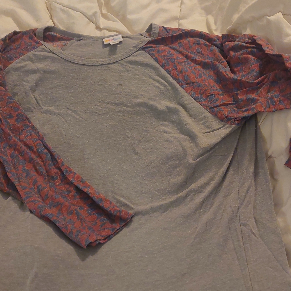 LuLaRoe Heather Gray Top with Red Accents
